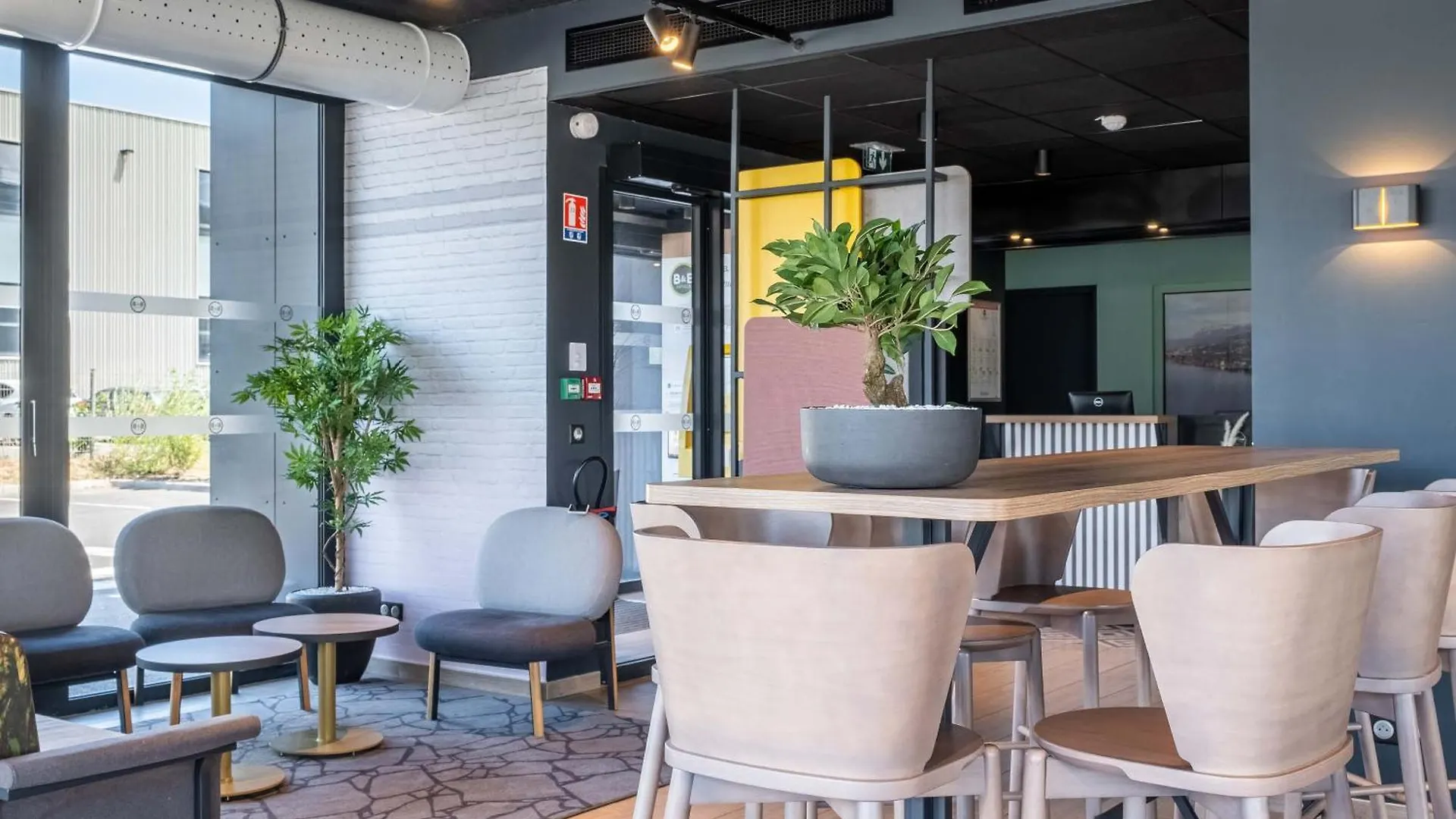 B&B HOTEL Evian Publier