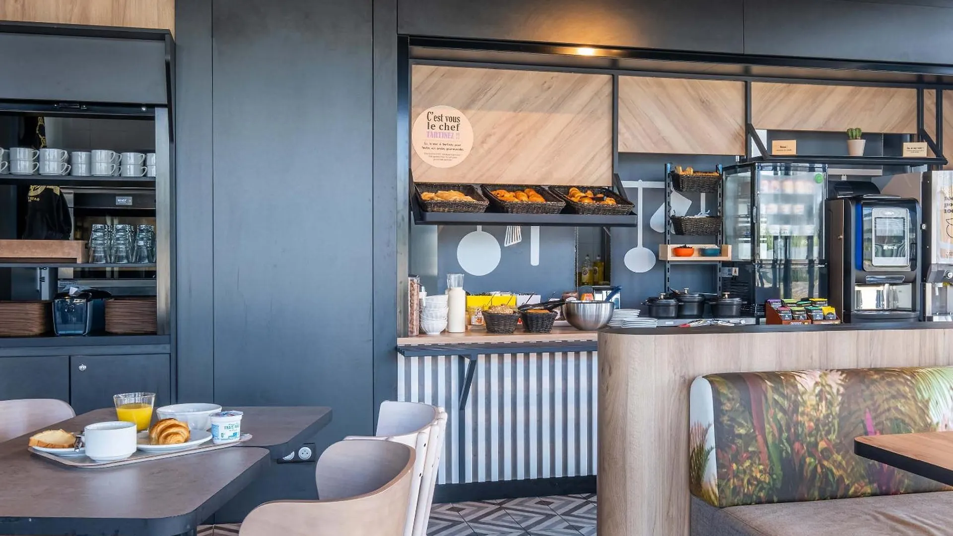 B&B HOTEL Evian Publier