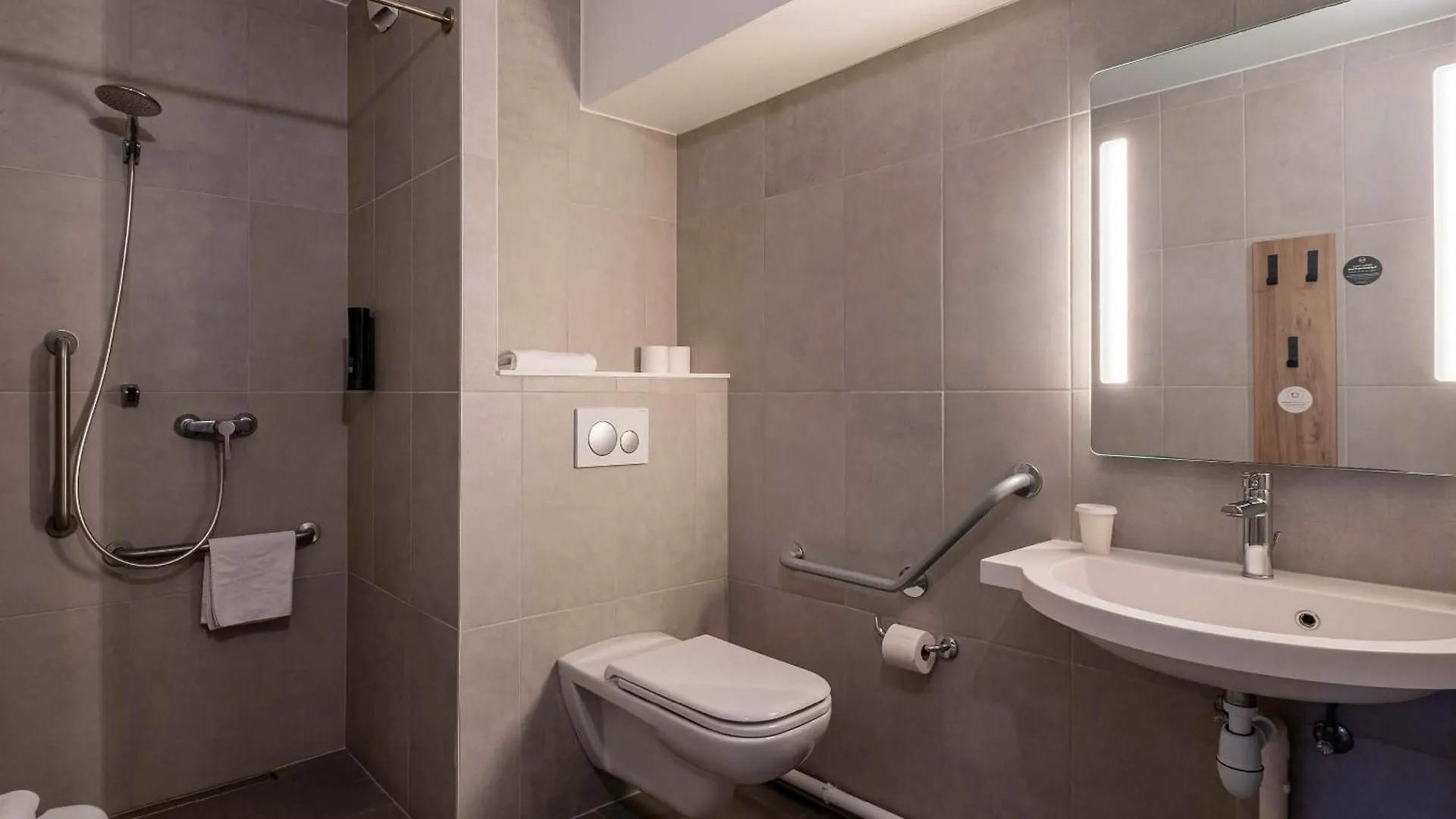 B&B Hotel Evian Publier